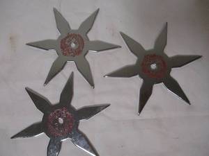 lot 140 image: 3- 4-12 Ninja Throwing Stars