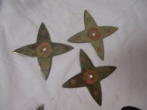 lot 142 image: 3- 4-12 Ninja Throwing Stars