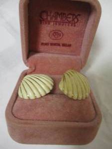 lot 158 image: Pair Of Vintage 14-K Polished Stone Shell Earings