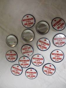 lot 172 image: Lot Of 15 , Collectable 2-14 Rd. Its A GREAT DAY To Be A REPUBLICAN  Pin Back Buttons