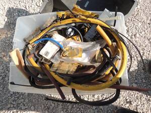 lot 83 image: Hoses CABLES AND MORE