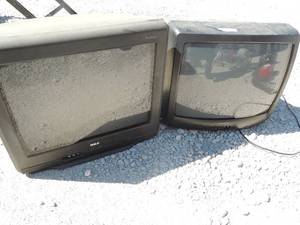 lot 15 image: two box TVs RCA & Orion