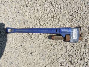 lot 36 image: Kobalt heavy duty 24 pipe wrench