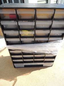 lot 92 image: Tackle box full of safety pins, small toiletries, jewlery hair accessories etc.