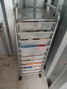 lot 98 image: 19 drawer rolling cart full of jewlery making supplies