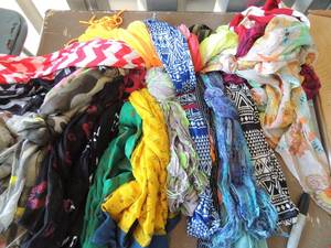 lot 128 image: 23 scarves