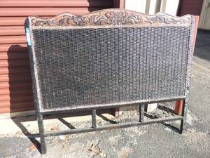 lot 161 image: Queen  full size wicker headboard brown