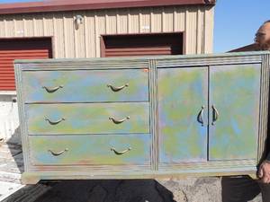 lot 159 image: KLEM CABINET COMPANY   Dresser  3 DRAWERS  & CABINET