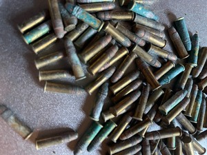 lot 167 image: AMMO  SUPER X 22L  100 RDS