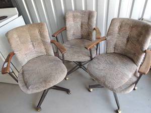 lot 160 image: 3 dining chairsgame table chairs on casters