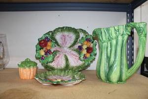 lot 72 image: Veggie Themed Service Dishes as shown