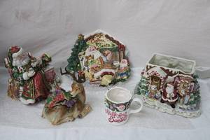 lot 73 image: Fitz and Floyd Christmas Ceramic Decorations (One Lid Missing)