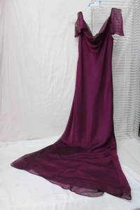lot 98 image: Formal Prom Dress Still with Tags (Size 6) Betsy & Adam by Jaslene