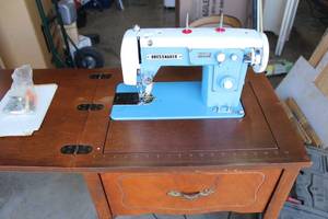 lot 110 image: Dressmaker Sewing Machine and Table with Knee Pedal