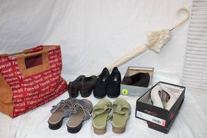 lot 68 image: Womens Shoes Munro Size 9-9.5 and Umbrella, Easy Spirit Heeled Shoes Size 9, and Wine Pump Shoes Size 9.5