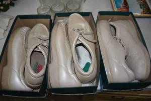 lot 160 image: Three Pairs of SAS Shoes Womens Size 11