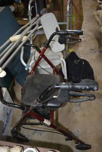 lot 177 image: Seated Walker, Portable Potty Seat, walkers and Crutches Plus Floor Mats