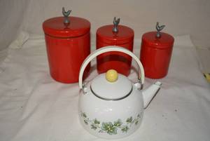 lot 182 image: Set of 3 Red Ceramic Cannisters with Rooster Toppers and Metal Teapot with Ivy Pattern