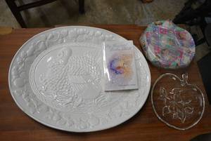 lot 189 image: Large Ceramic Turkey Platter (19 x 15), Set of Apple-Shaped TeaBrunch Plates, and Book My Beautiful Broken Shell