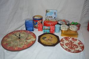 lot 242 image: Wooden Round Clock, Decorative Plates and Collection of Tins