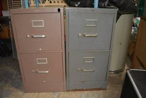 lot 37 image: Pair of Metal File Cabinets, 2 Drawers