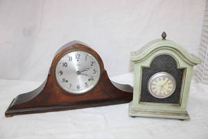 lot 57 image: Clocks Kirklands Green Desk Clock, Gilbert Mantle Clock from 1950s