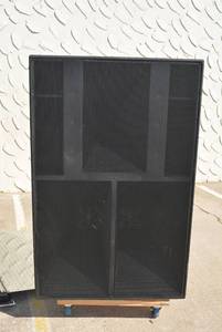 lot 204 image: LARGE EVENT SPEAKER - EAW (Eastern Acoustic Works) MQV2364e LARGE SPEAKER (DOLLY NOT INCLUDED - VERY HEAVY)