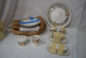 lot 282 image: Mikasa Dishes Garden Harvest Butter Dish, Gravy Dish, Platter and 11  Plates