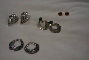lot 336 image: (4) Sterling Silver earrings