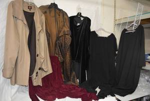 lot 311 image: Womens Size 2X-3X Gallery Coat, 2-Piece Outfit by Vikki Vi, Animal Print Coat and Bag, and Black Outfits