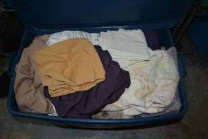 lot 326 image: Tub of Bed Linens