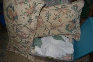 lot 328 image: Tub of Bed Linens with matching King size Pillows