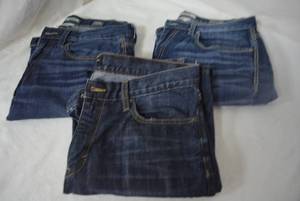 lot 307 image: 3 Pairs of Mens Jeans Banana Republic 3332, BKE Derek Bootleg Size 32S, BKE Jake Straight Leg Size 33R