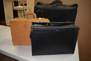 lot 308 image: Luggage Lot Bovano Case, Brown Case with Leather Interior Organizer, Atlantic Large Rolling Suitcase with Interior Divider