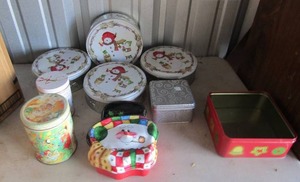 lot 111 image: Box of holiday tins