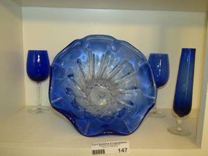 lot 147 image: Blue fruit bowl, 2 wine glasses, 1 flute
