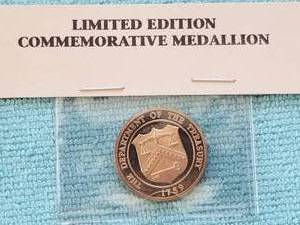 lot 117 image: Limited Edition Commemorative Medallion - United States Proof Set