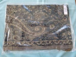 lot 227 image: Pashimina Scarf - new