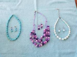 lot 206 image: Niki Chu necklace and earring sets (3) - new in box