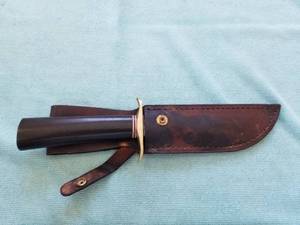 lot 183 image: Vintage knife with sheath