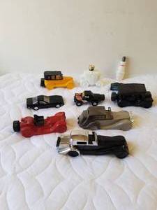 lot 195 image: Selection of 10 vintage Avon After shave decanters