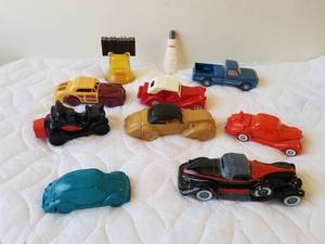 lot 196 image: Selection of 10 vintage Avon After shave decanters
