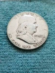 lot 307 image: Franklin silver half Dollar - 1952D
