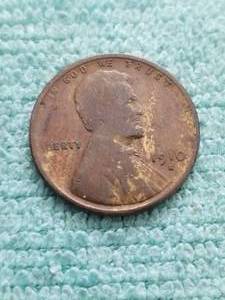 lot 328 image: 1910S wheat penny