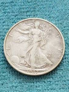 lot 346 image: Walking Liberty Half Dollar - 1937S
