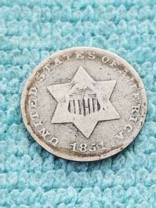 lot 352 image: 1851 silver 3 cent piece