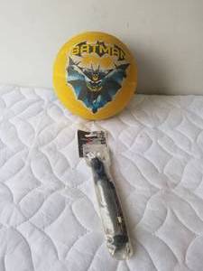lot 390 image: Batman Basketball and pump