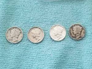 lot 173 image: Selection of Liberty Dimes - 1941S, 1917, 1945S, and 1940D