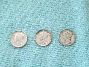 lot 398 image: Selection of 3 Mercury head dimes - 1916S, 1935D, and 1943