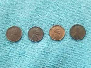 lot 407 image: Selection of wheat pennies - 1919S, 1911, 1909(2)